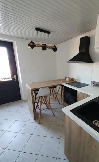 Apartamento Logis Des Bouchons Morteau Exterior foto